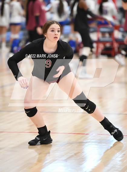 Thumbnail 3 in Sacred Heart vs. Salpointe Catholic (Nike TOC Southwest) photogallery.