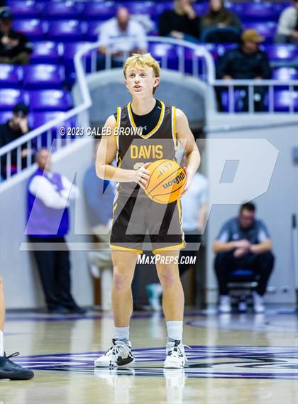 Thumbnail 3 in Davis vs. Lone Peak (UHSAA 6A Quarterfinal) photogallery.