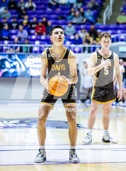 Thumbnail 2 in Davis vs. Lone Peak (UHSAA 6A Quarterfinal) photogallery.