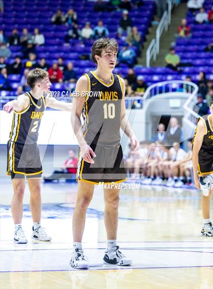 Thumbnail 2 in Davis vs. Lone Peak (UHSAA 6A Quarterfinal) photogallery.