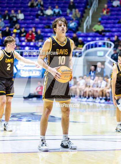 Thumbnail 3 in Davis vs. Lone Peak (UHSAA 6A Quarterfinal) photogallery.
