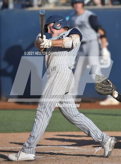 Thumbnail 3 in Thousand Oaks vs. Trabuco Hills (CIF-SS D2 Final) photogallery.