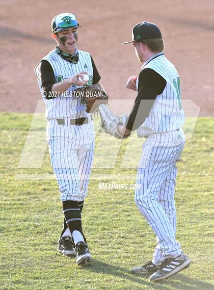 Thumbnail 2 in Thousand Oaks vs. Trabuco Hills (CIF-SS D2 Final) photogallery.