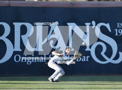 Thumbnail 2 in Thousand Oaks vs. Trabuco Hills (CIF-SS D2 Final) photogallery.
