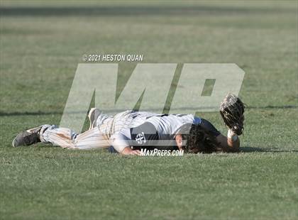 Thumbnail 2 in Thousand Oaks vs. Trabuco Hills (CIF-SS D2 Final) photogallery.
