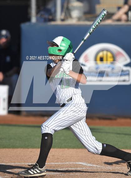 Thumbnail 3 in Thousand Oaks vs. Trabuco Hills (CIF-SS D2 Final) photogallery.