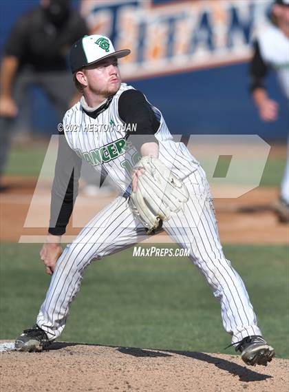 Thumbnail 2 in Thousand Oaks vs. Trabuco Hills (CIF-SS D2 Final) photogallery.