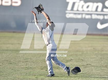 Thumbnail 3 in Thousand Oaks vs. Trabuco Hills (CIF-SS D2 Final) photogallery.