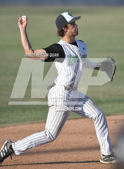Thumbnail 3 in Thousand Oaks vs. Trabuco Hills (CIF-SS D2 Final) photogallery.