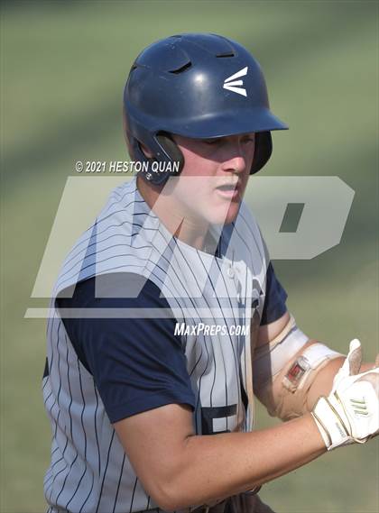 Thumbnail 3 in Thousand Oaks vs. Trabuco Hills (CIF-SS D2 Final) photogallery.