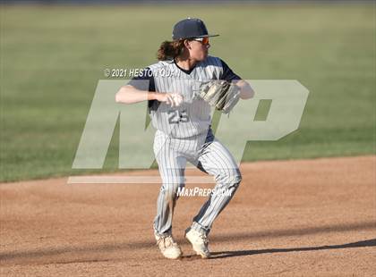Thumbnail 3 in Thousand Oaks vs. Trabuco Hills (CIF-SS D2 Final) photogallery.