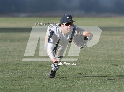 Thumbnail 1 in Thousand Oaks vs. Trabuco Hills (CIF-SS D2 Final) photogallery.