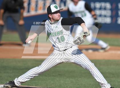 Thumbnail 3 in Thousand Oaks vs. Trabuco Hills (CIF-SS D2 Final) photogallery.