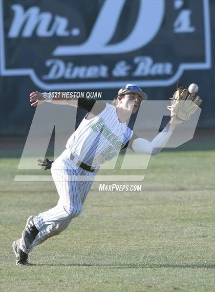 Thumbnail 1 in Thousand Oaks vs. Trabuco Hills (CIF-SS D2 Final) photogallery.