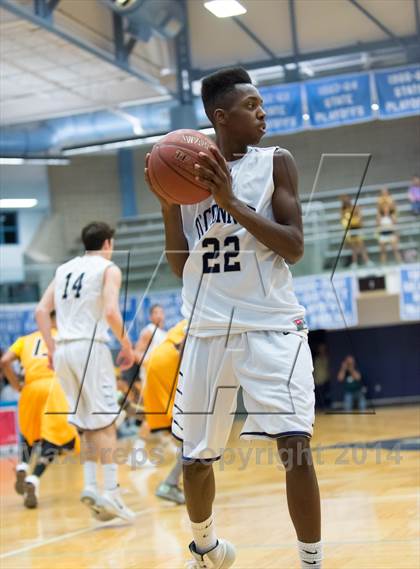 Thumbnail 2 in East Central vs. O'Connor (UIL 5A Bi-District Playoff) photogallery.