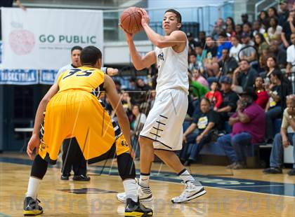 Thumbnail 2 in East Central vs. O'Connor (UIL 5A Bi-District Playoff) photogallery.