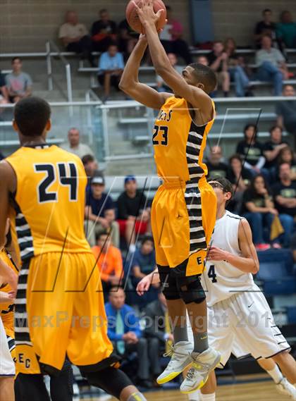 Thumbnail 2 in East Central vs. O'Connor (UIL 5A Bi-District Playoff) photogallery.