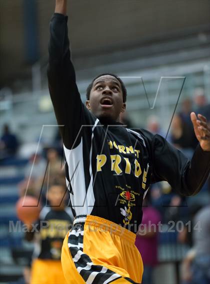 Thumbnail 3 in East Central vs. O'Connor (UIL 5A Bi-District Playoff) photogallery.