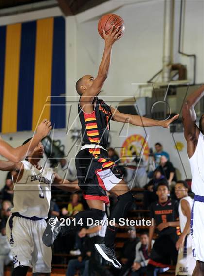 Thumbnail 2 in Berkeley vs. Sacramento (Gridley Invitational) photogallery.