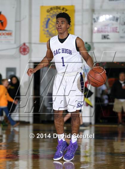 Thumbnail 1 in Berkeley vs. Sacramento (Gridley Invitational) photogallery.