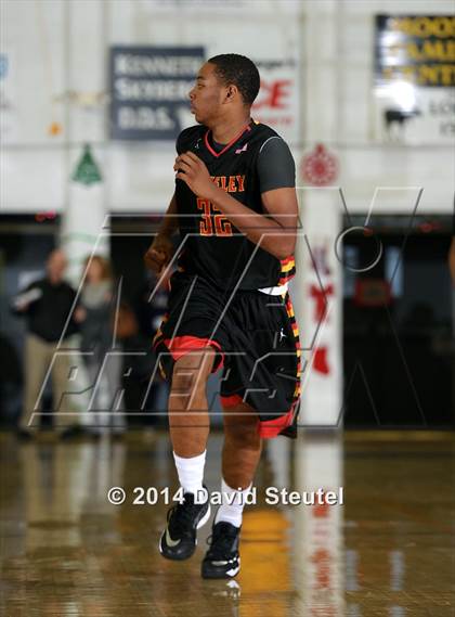 Thumbnail 2 in Berkeley vs. Sacramento (Gridley Invitational) photogallery.