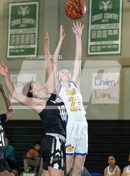 Thumbnail 1 in American Canyon vs. Pierce (Ram Jam Winter Classic) photogallery.