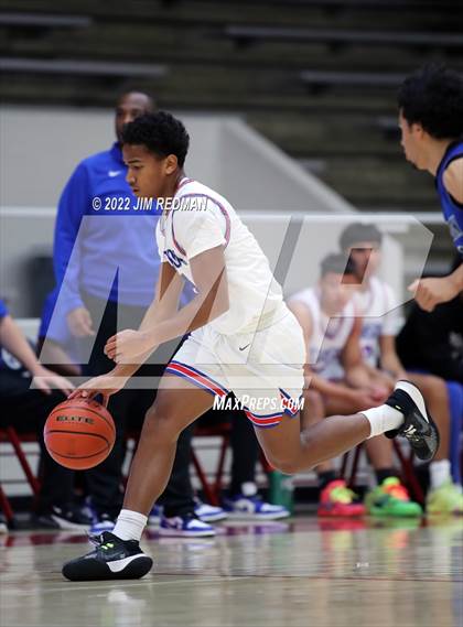 Thumbnail 1 in Hebron vs. Dickinson (McDonald's Texas Invitational) photogallery.
