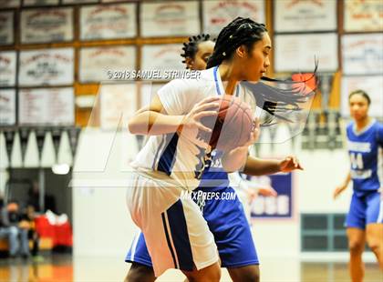 Thumbnail 3 in South San Francisco vs. Brookside Christian (Lamorinda Classic) photogallery.