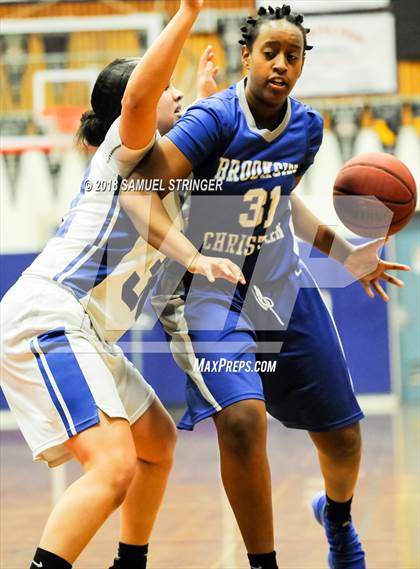 Thumbnail 1 in South San Francisco vs. Brookside Christian (Lamorinda Classic) photogallery.