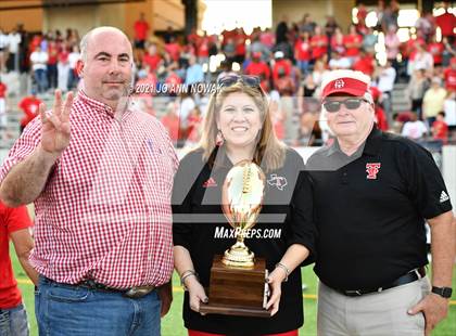 Thumbnail 1 in Bridgeland vs. Tomball (6A DII Region II Final) photogallery.