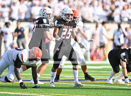 Thumbnail 1 in Bridgeland vs. Tomball (6A DII Region II Final) photogallery.