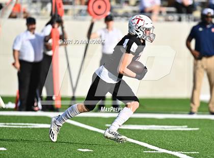 Thumbnail 3 in Bridgeland vs. Tomball (6A DII Region II Final) photogallery.