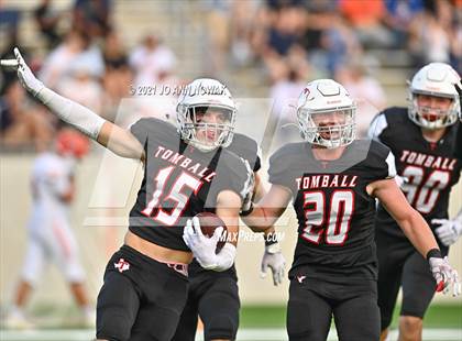 Thumbnail 1 in Bridgeland vs. Tomball (6A DII Region II Final) photogallery.