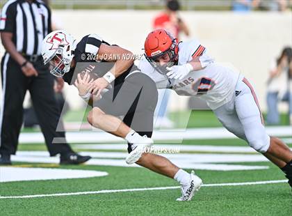 Thumbnail 2 in Bridgeland vs. Tomball (6A DII Region II Final) photogallery.