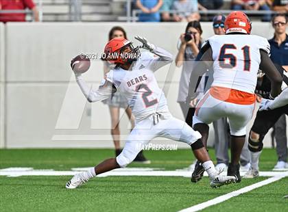 Thumbnail 2 in Bridgeland vs. Tomball (6A DII Region II Final) photogallery.
