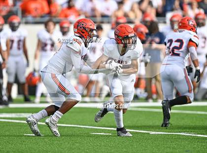 Thumbnail 1 in Bridgeland vs. Tomball (6A DII Region II Final) photogallery.