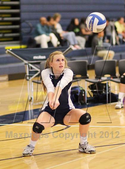Thumbnail 3 in Granite Bay vs. Vista del Lago (Nor Cal Classic) photogallery.