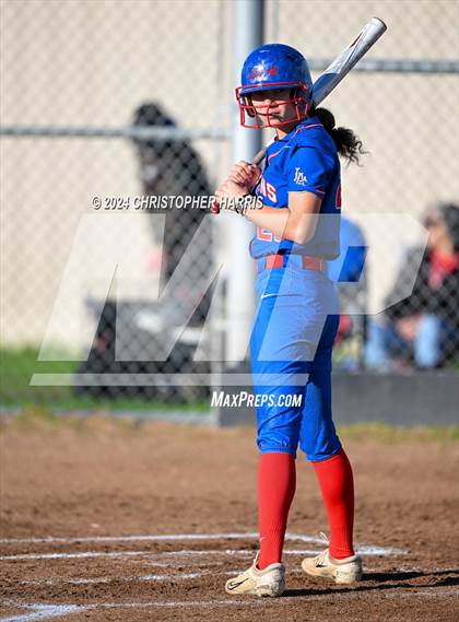 Thumbnail 1 in Los Alamitos vs. Millikan photogallery.