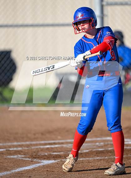 Thumbnail 1 in Los Alamitos vs. Millikan photogallery.