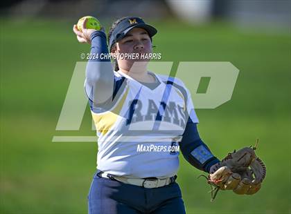 Thumbnail 3 in Los Alamitos vs. Millikan photogallery.