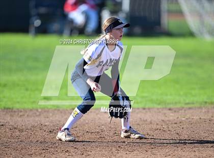 Thumbnail 1 in Los Alamitos vs. Millikan photogallery.