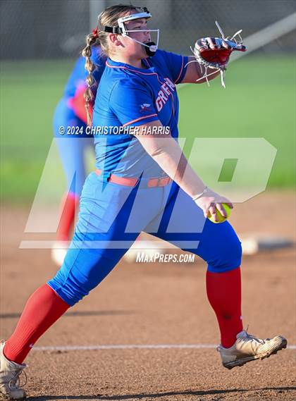 Thumbnail 1 in Los Alamitos vs. Millikan photogallery.