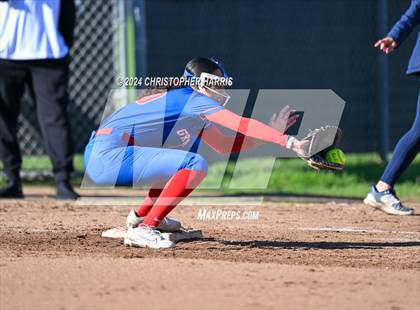 Thumbnail 2 in Los Alamitos vs. Millikan photogallery.