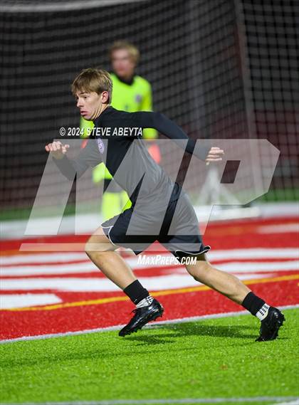 Thumbnail 1 in Denver South @ Regis Jesuit (CHSAA 5A First Round) photogallery.
