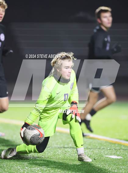 Thumbnail 2 in Denver South @ Regis Jesuit (CHSAA 5A First Round) photogallery.