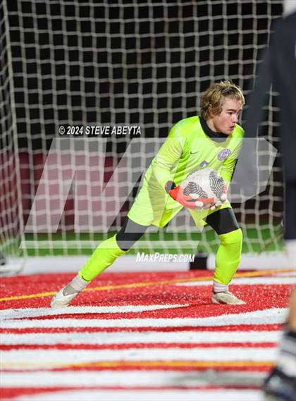 Thumbnail 3 in Denver South @ Regis Jesuit (CHSAA 5A First Round) photogallery.