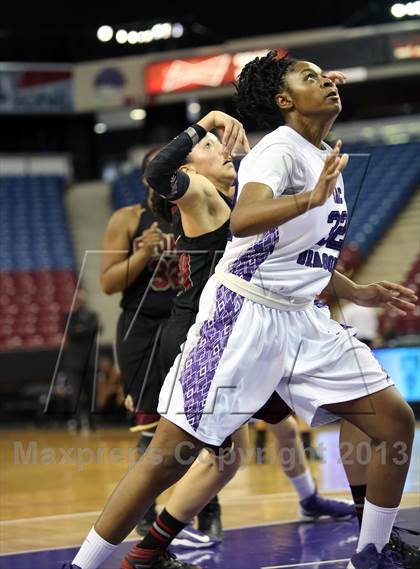 Thumbnail 3 in Sacramento vs Florin (CIF SJS D2 Final) photogallery.