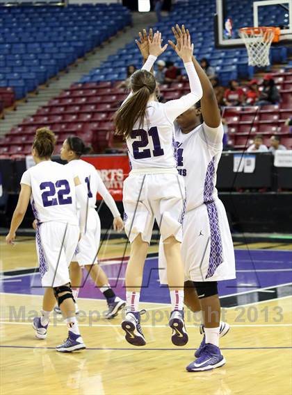 Thumbnail 3 in Sacramento vs Florin (CIF SJS D2 Final) photogallery.