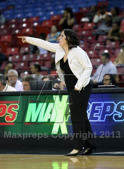 Thumbnail 3 in Sacramento vs Florin (CIF SJS D2 Final) photogallery.