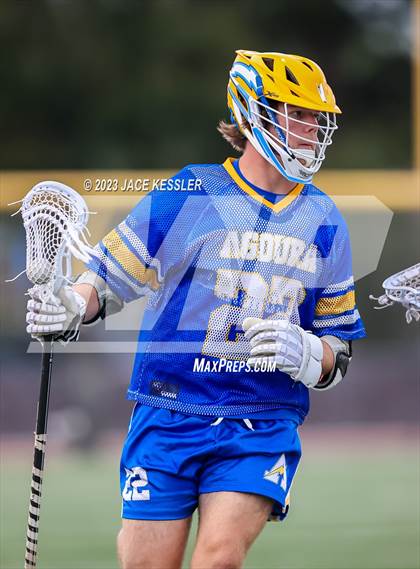 Thumbnail 2 in Agoura @ Crespi photogallery.
